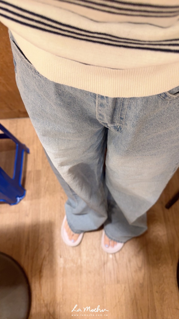 (限量商品)高腰刷色牛仔寬褲